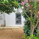 Kirkor Apartment *