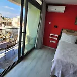 Kirkor Apartment *
